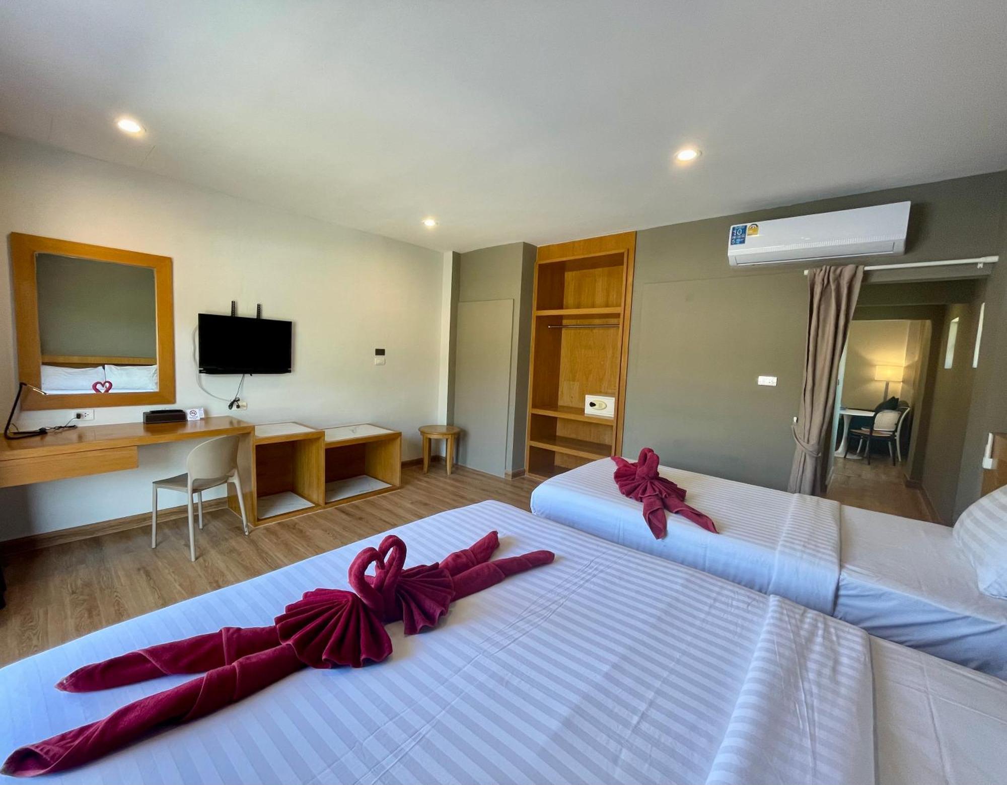 Room Actually Service Apartment Karon Extérieur photo